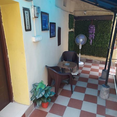 Ani'S Homestay コルカタ エクステリア 写真