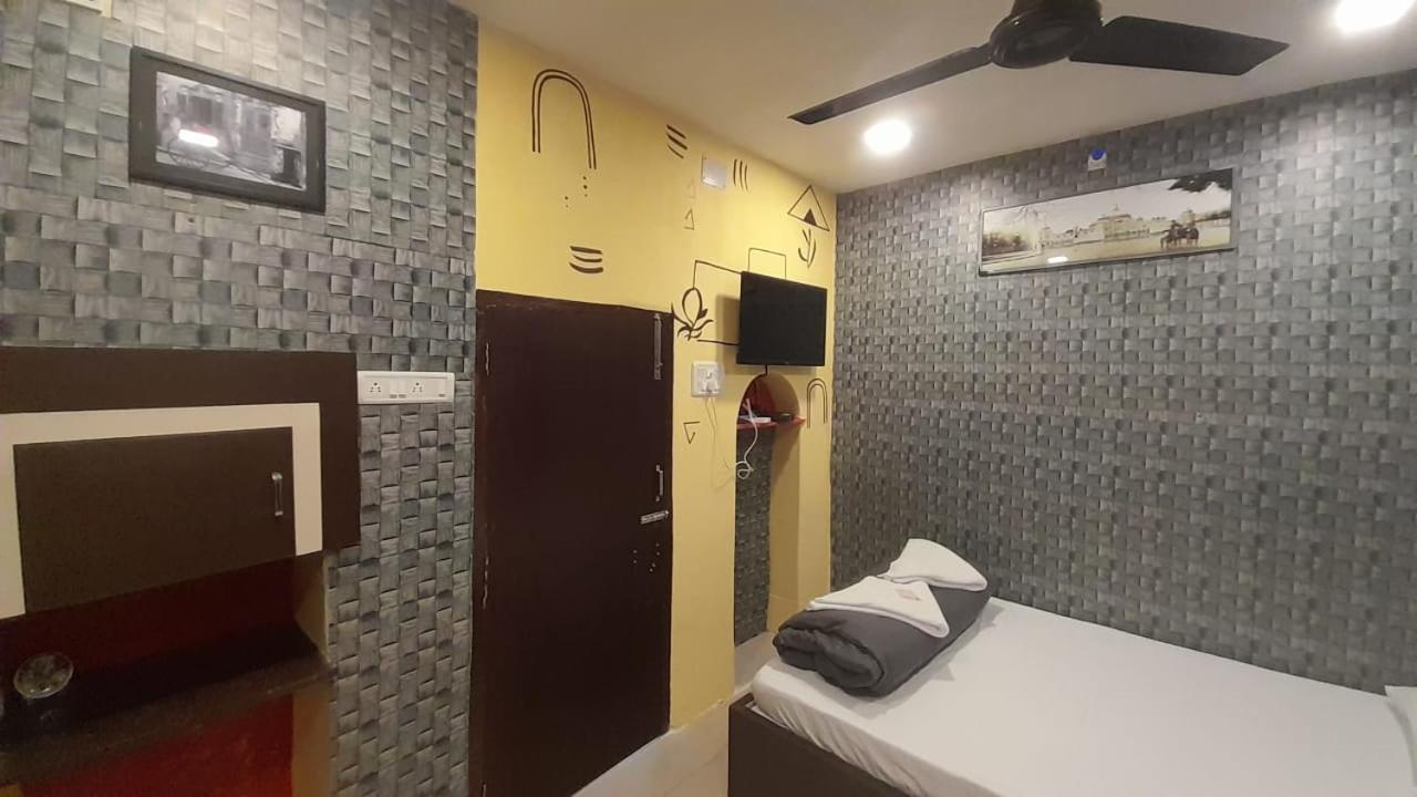 Ani'S Homestay コルカタ エクステリア 写真